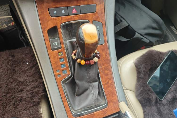 Used Buick LaCrosse 2012 2.4L SIDI Luxury Edition Gear Lever