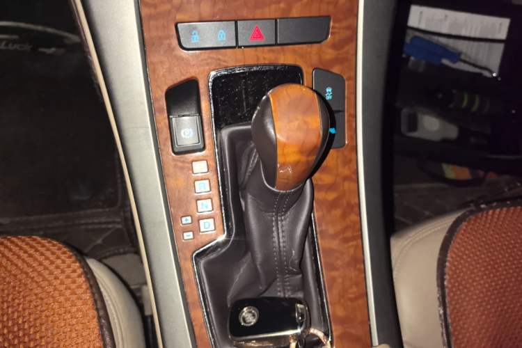 Used Buick LaCrosse 2012 2.4L SIDI Haoya Edition Gear Lever