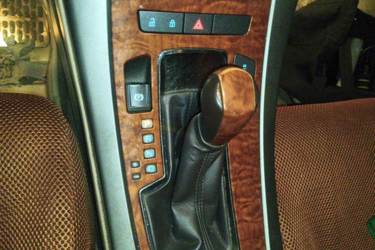 Used Buick LaCrosse 2012 2.4L SIDI Luxury Edition Gear Lever