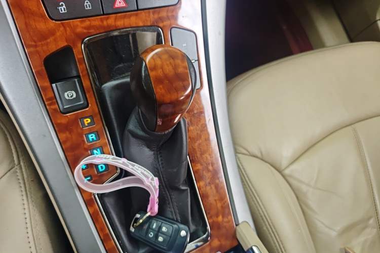 Used Buick LaCrosse 2012 2.4L SIDI Haoya Edition Gear Lever