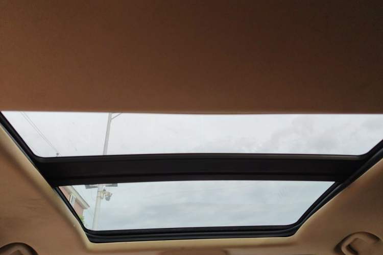 Used Buick LaCrosse 2012 2.4L SIDI Haoya Edition Headliner