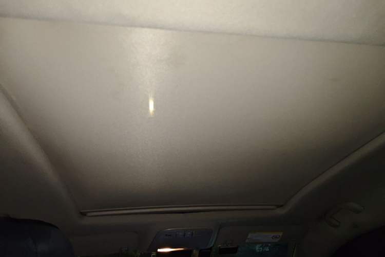 Used Buick LaCrosse 2012 2.4L SIDI Elegant Edition Headliner