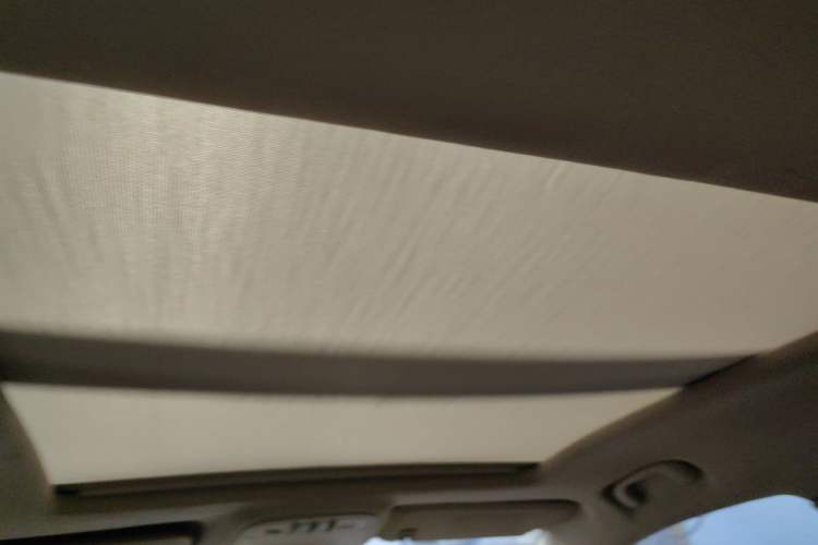 Used Buick LaCrosse 2012 2.4L SIDI Elegant Edition Headliner
