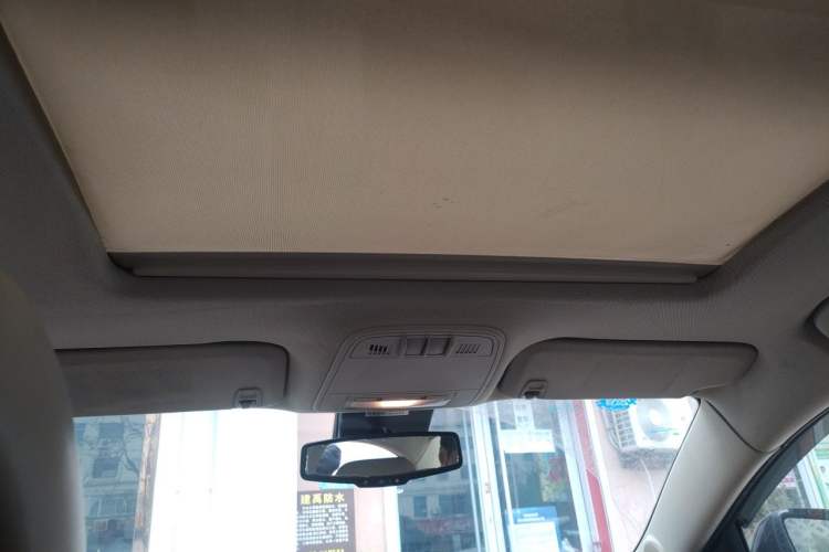 Used Buick LaCrosse 2012 2.4L SIDI Elegant Edition Headliner