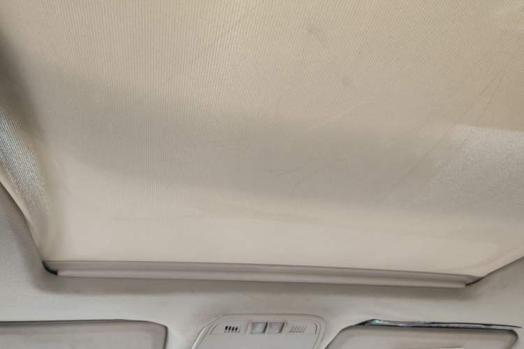Used Buick LaCrosse 2012 2.4L SIDI Elegant Edition Headliner