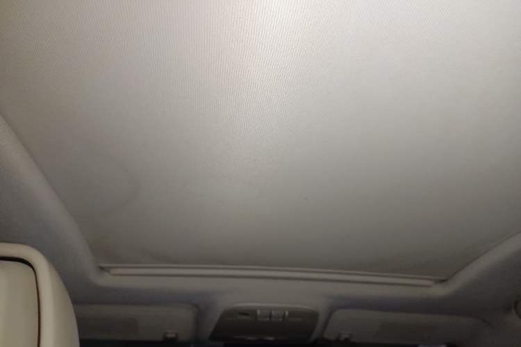 Used Buick LaCrosse 2012 2.4L SIDI Luxury Edition Headliner
