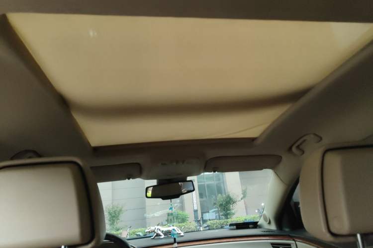 Used Buick LaCrosse 2012 2.4L SIDI Luxury Edition Headliner