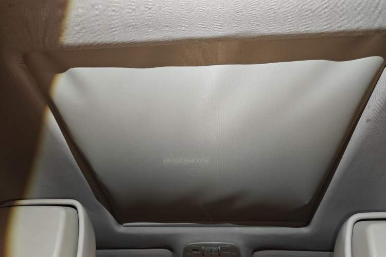Used Buick LaCrosse 2012 2.4L SIDI Luxury Edition Headliner