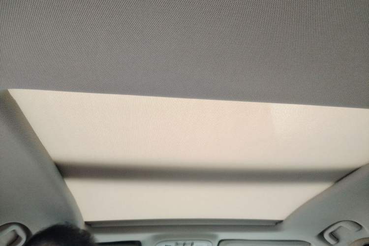 Used Buick LaCrosse 2012 2.4L SIDI Luxury Edition Headliner