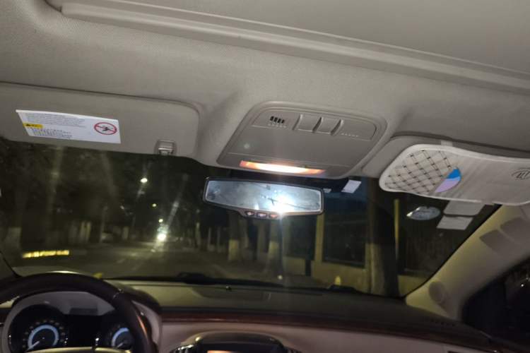 Used Buick LaCrosse 2012 2.4L SIDI Haoya Edition Headliner