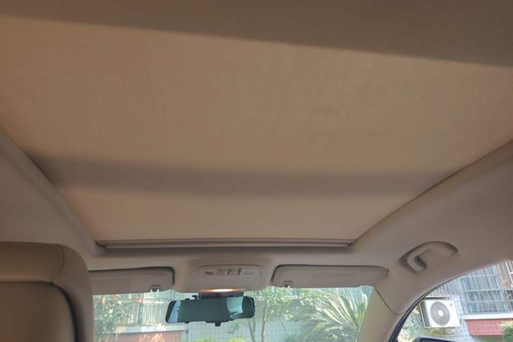 Used Buick LaCrosse 2012 2.4L SIDI Elegant Edition Headliner