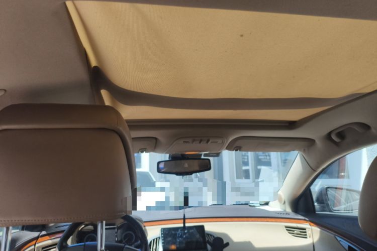 Used Buick LaCrosse 2012 2.4L SIDI Elegant Edition Headliner