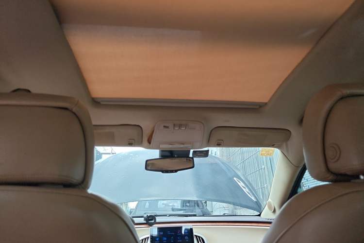 Used Buick LaCrosse 2012 2.4L SIDI Elegant Edition Headliner