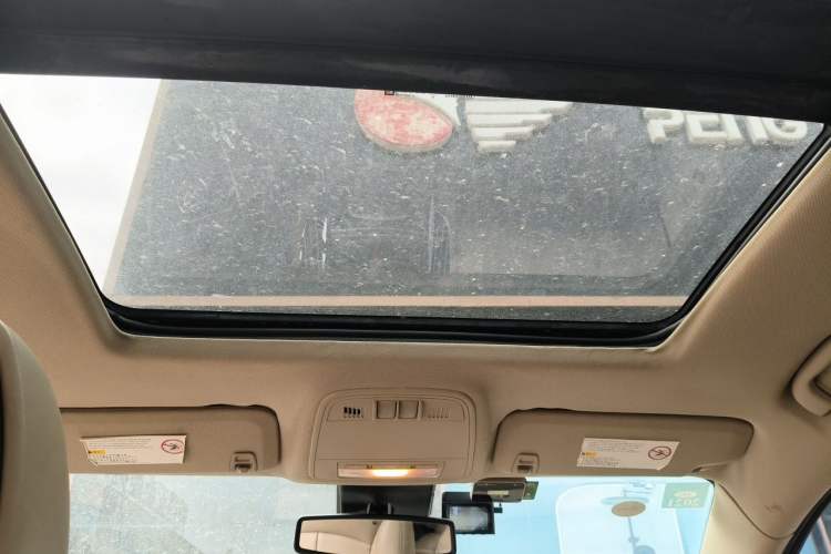 Used Buick LaCrosse 2012 2.4L SIDI Luxury Edition Headliner