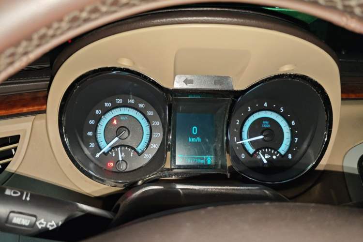 Used Buick LaCrosse 2012 2.4L SIDI Comfort Edition Instrument Cluster