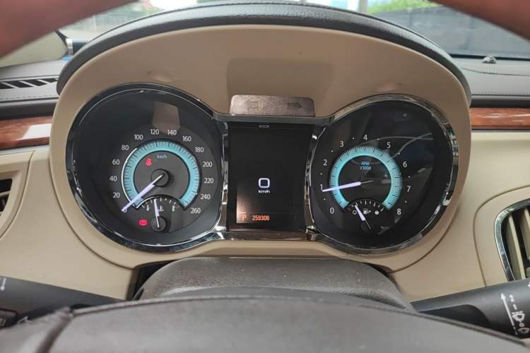 Used Buick LaCrosse 2012 2.4L SIDI Luxury Edition Instrument Cluster