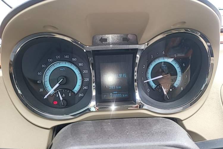 Used Buick LaCrosse 2012 2.4L SIDI Comfort Edition Instrument Cluster