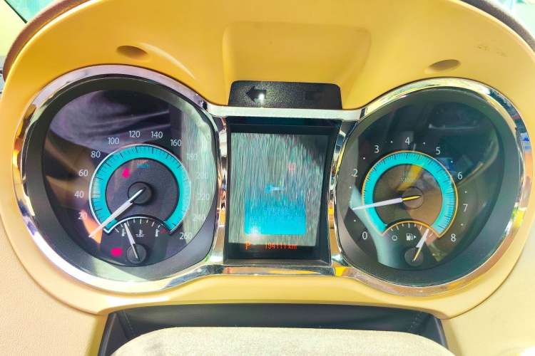 Used Buick LaCrosse 2012 2.4L SIDI Haoya Edition Instrument Cluster
