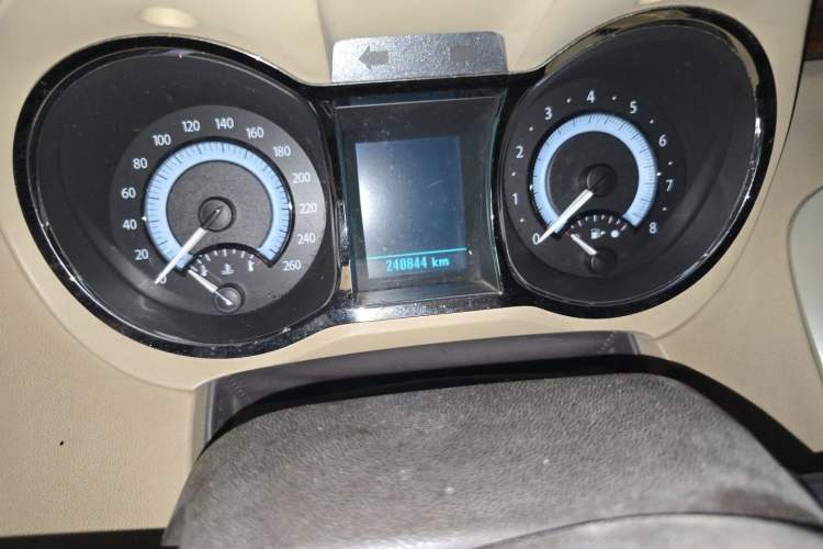 Used Buick LaCrosse 2012 2.4L SIDI Comfort Edition Instrument Cluster