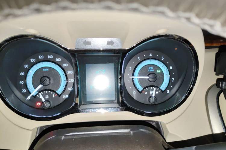 Used Buick LaCrosse 2012 2.4L SIDI Elegant Edition Instrument Cluster
