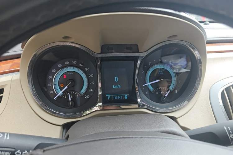 Used Buick LaCrosse 2012 2.4L SIDI Elegant Edition Instrument Cluster