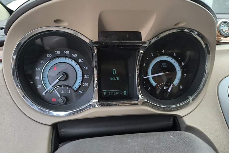 Used Buick LaCrosse 2012 2.4L SIDI Comfort Edition Instrument Cluster