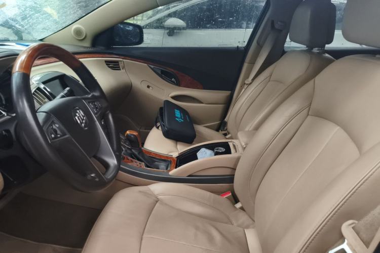 Used Buick LaCrosse 2012 2.4L SIDI Luxury Edition Left Front Seat