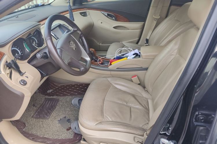 Used Buick LaCrosse 2012 2.4L SIDI Elegant Edition Left Front Seat