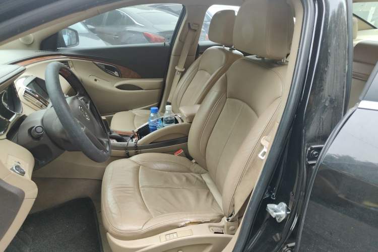 Used Buick LaCrosse 2012 2.4L SIDI Comfort Edition Left Front Seat