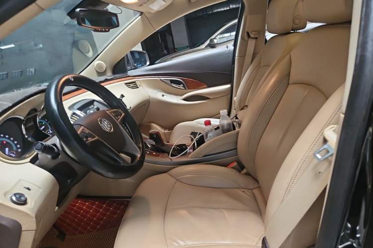 Used Buick LaCrosse 2012 2.4L SIDI Haoya Edition Left Front Seat