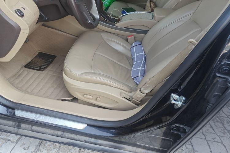Used Buick LaCrosse 2012 2.4L SIDI Comfort Edition Left Front Seat