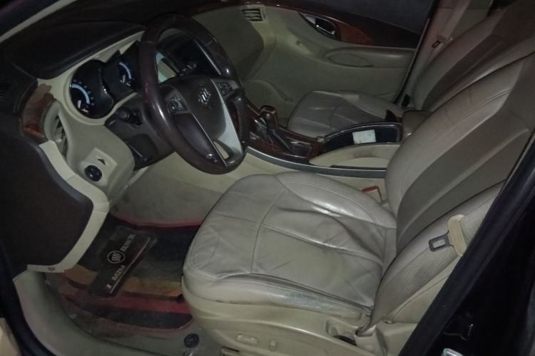 Used Buick LaCrosse 2012 2.4L SIDI Elegant Edition Left Front Seat