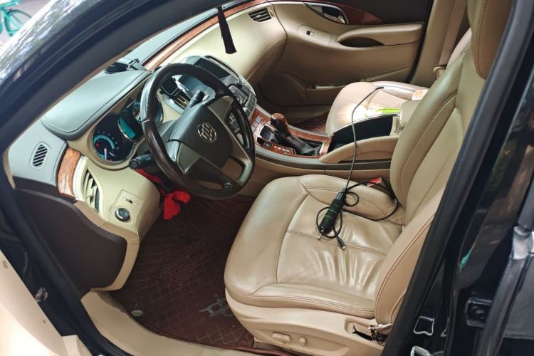 Used Buick LaCrosse 2012 2.4L SIDI Elegant Edition Left Front Seat