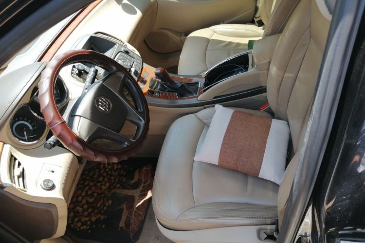 Used Buick LaCrosse 2012 2.4L SIDI Elegant Edition Left Front Seat