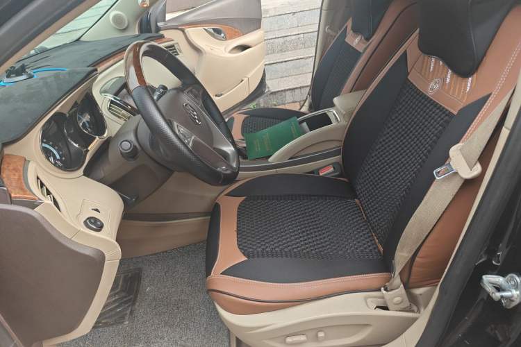 Used Buick LaCrosse 2012 2.4L SIDI Luxury Edition Left Front Seat