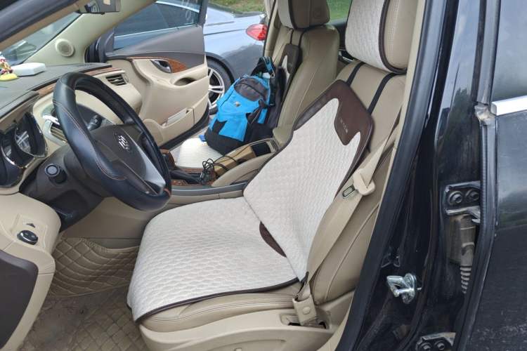 Used Buick LaCrosse 2012 2.4L SIDI Elegant Edition Left Front Seat