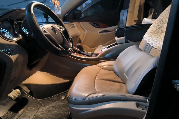 Used Buick LaCrosse 2012 2.4L SIDI Haoya Edition Left Front Seat