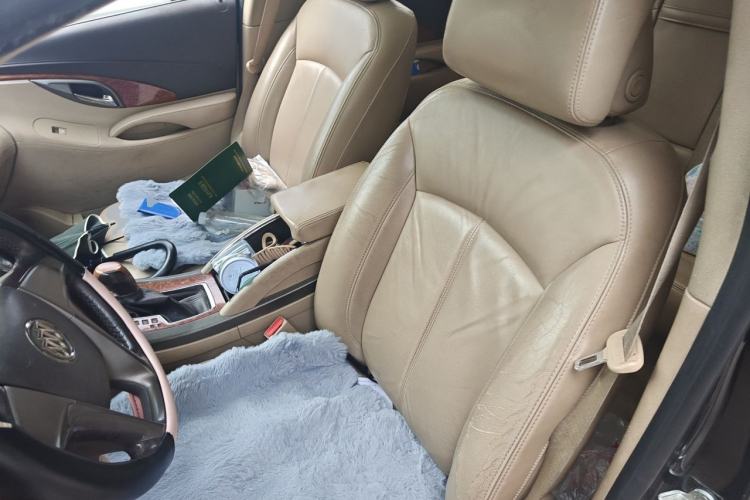 Used Buick LaCrosse 2012 2.4L SIDI Elegant Edition Left Front Seat