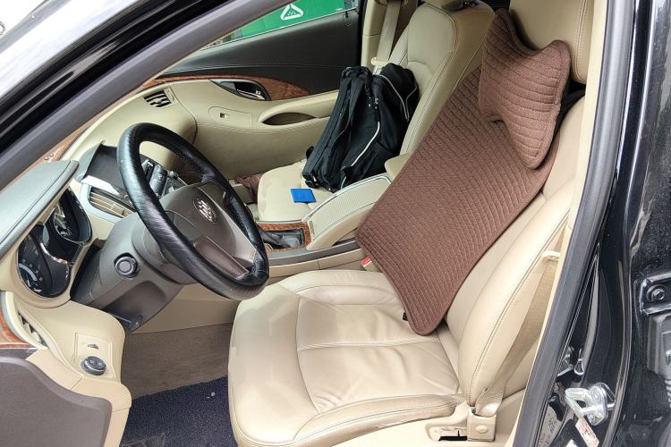 Used Buick LaCrosse 2012 2.4L SIDI Elegant Edition Left Front Seat