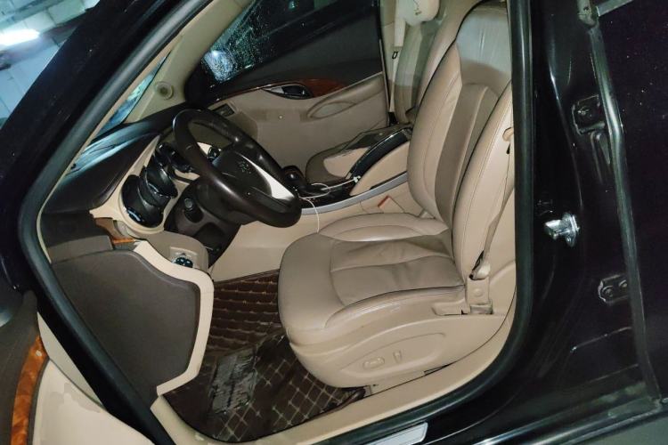 Used Buick LaCrosse 2012 2.4L SIDI Elegant Edition Left Front Seat