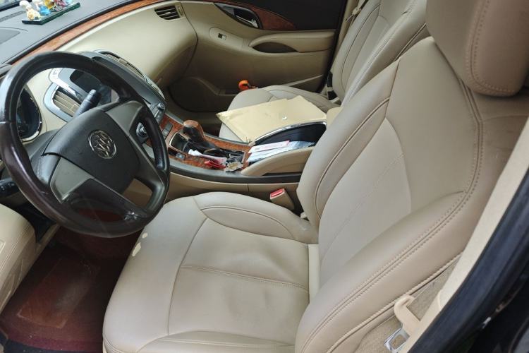 Used Buick LaCrosse 2012 2.4L SIDI Elegant Edition Left Front Seat