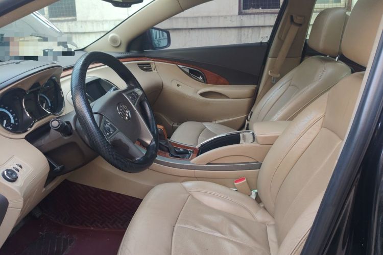 Used Buick LaCrosse 2012 2.4L SIDI Luxury Edition Left Front Seat