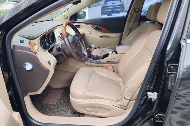 Used Buick LaCrosse 2012 2.4L SIDI Luxury Edition Left Front Seat