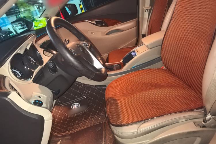 Used Buick LaCrosse 2012 2.4L SIDI Haoya Edition Left Front Seat