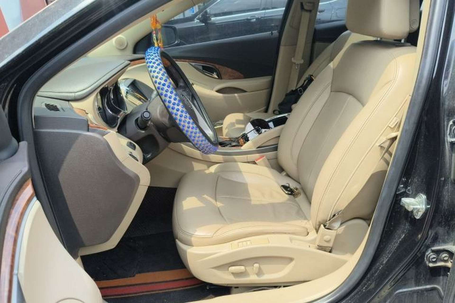 Used Buick LaCrosse 2012 2.4L SIDI Luxury Edition Left Front Seat