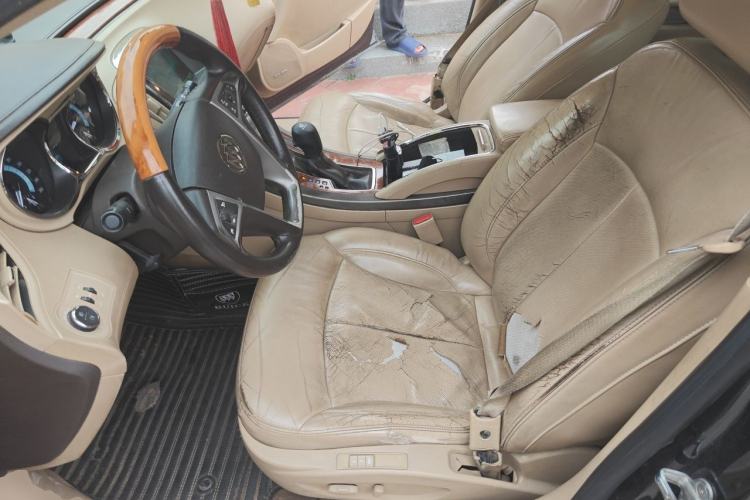 Used Buick LaCrosse 2012 2.4L SIDI Luxury Edition Left Front Seat