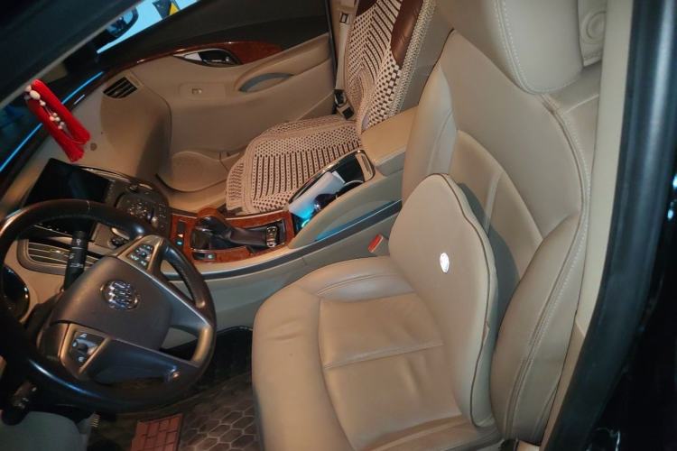 Used Buick LaCrosse 2012 2.4L SIDI Elegant Edition Left Front Seat
