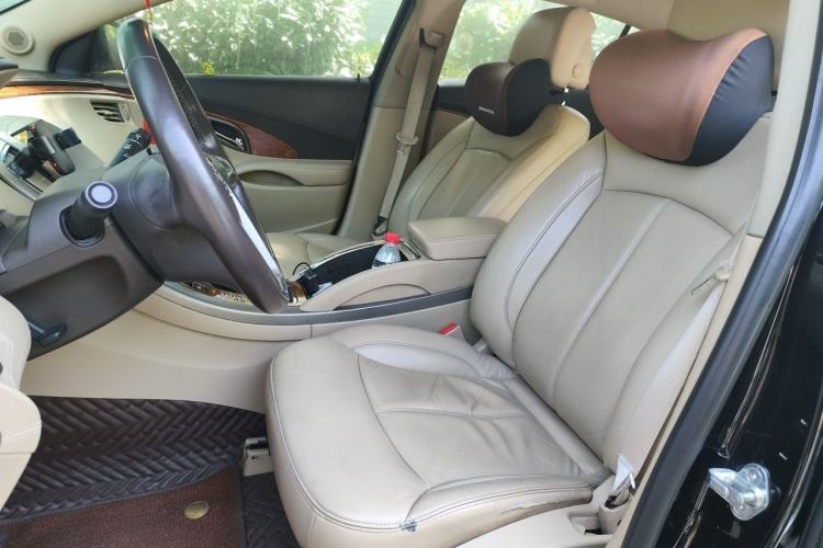 Used Buick LaCrosse 2012 2.4L SIDI Elegant Edition Left Front Seat