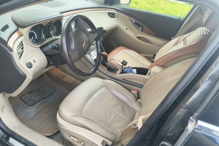 Used Buick LaCrosse 2012 2.4L SIDI Elegant Edition Left Front Seat