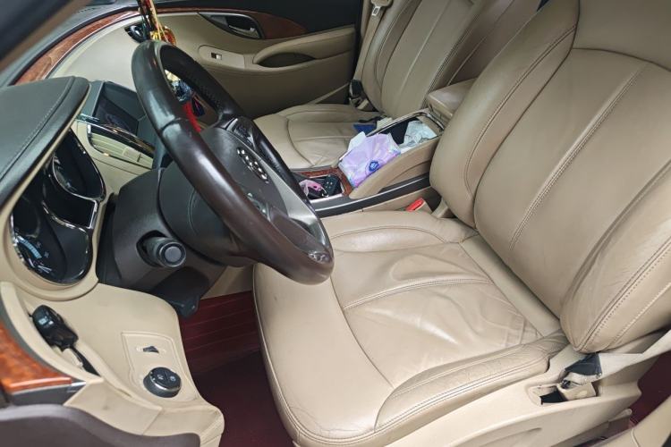 Used Buick LaCrosse 2012 2.4L SIDI Haoya Edition Left Front Seat
